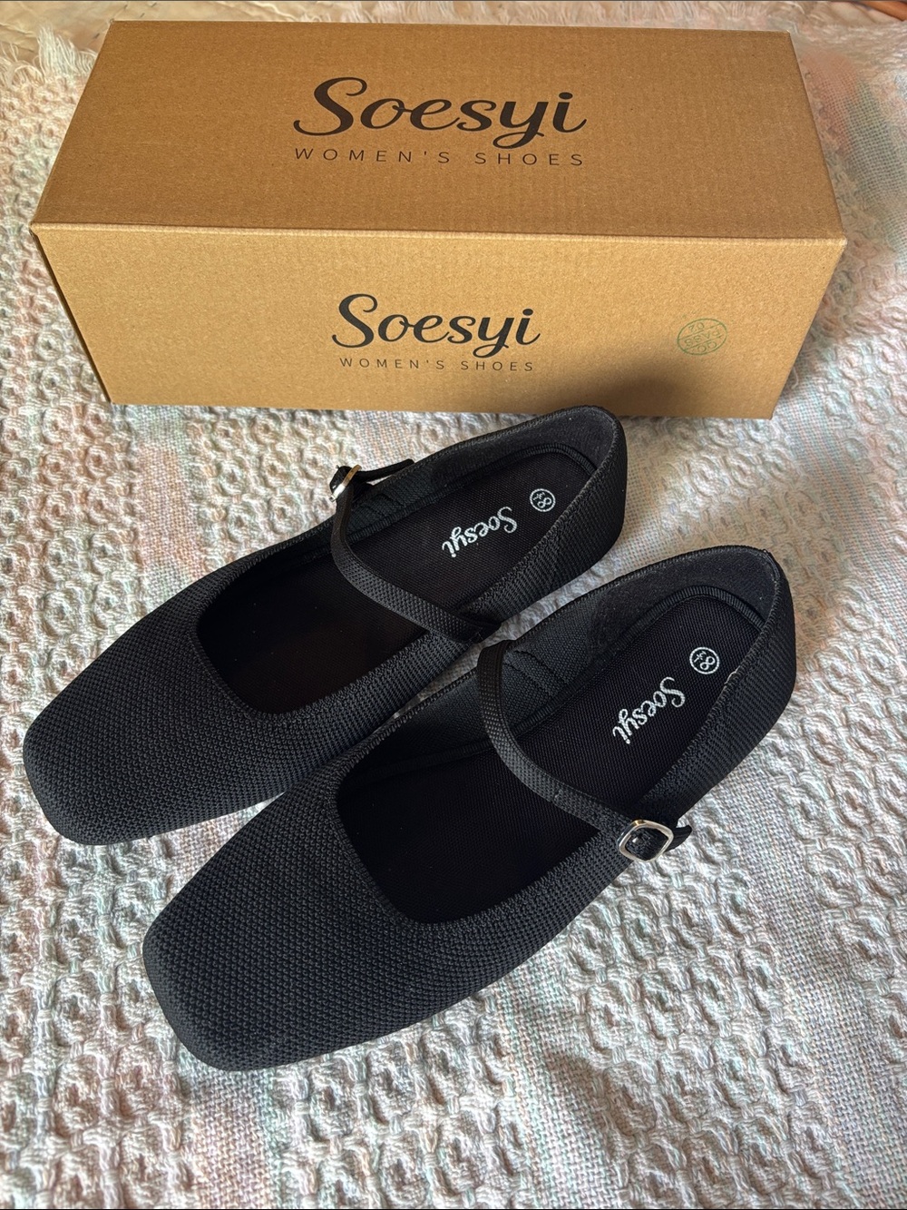 EUC Women's black Mary Jane SOESYI knit flats * sz 8.5